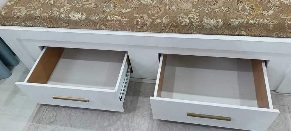 Продам б/у кровать