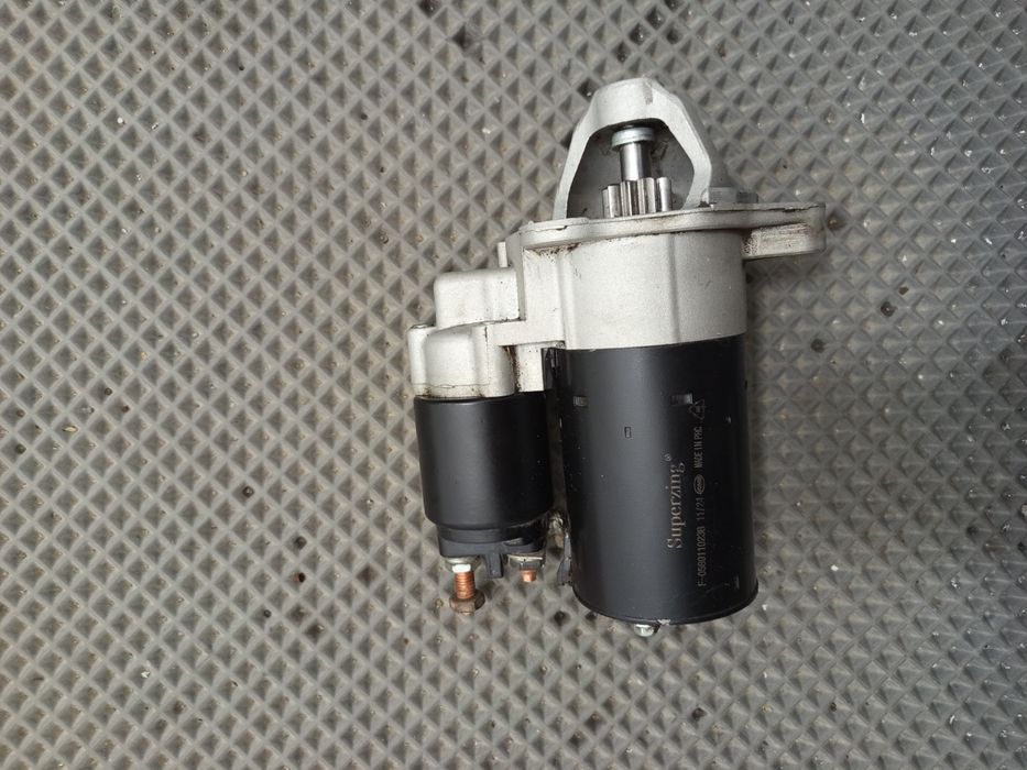 Продам стартер на Ауди 80 б3 1.8