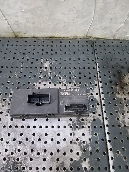 Modul deschidere portbagaj audi a6 c8 4k 4m0959107d a2c73762524