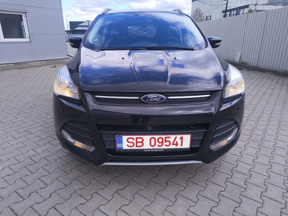 Ford kuga înmatriculată, an 2014 ,4x4, cutie automata ,fiscal, Variante