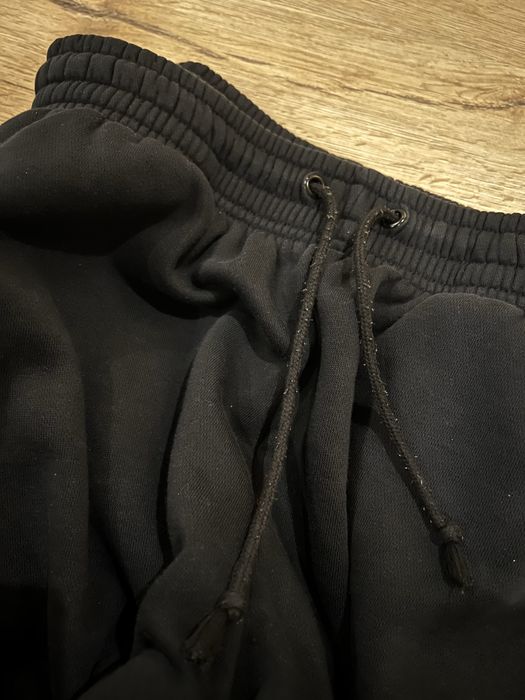 Женски черен анцуг на Nike