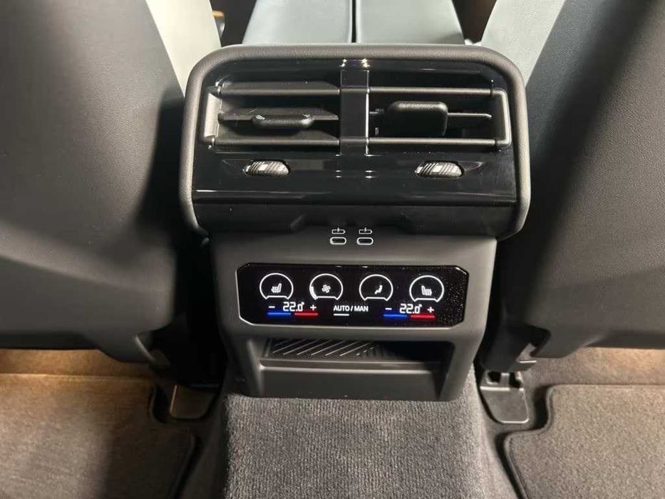 BMW M5 G90 2024 m-power