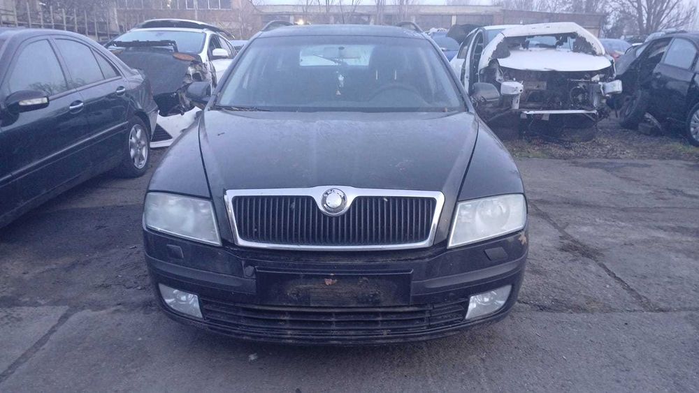 Dezmembrez Skoda Octavia 2 -2.0 Diesel DIN 2006 - Cutie Automata - BMM