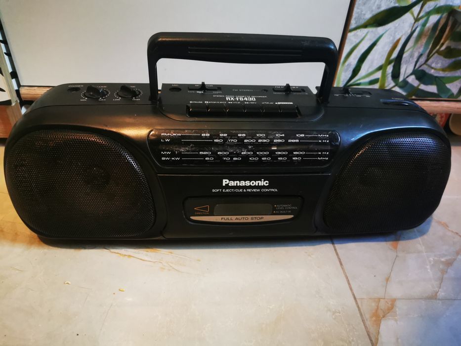 Casetofon Panasonic funcțional