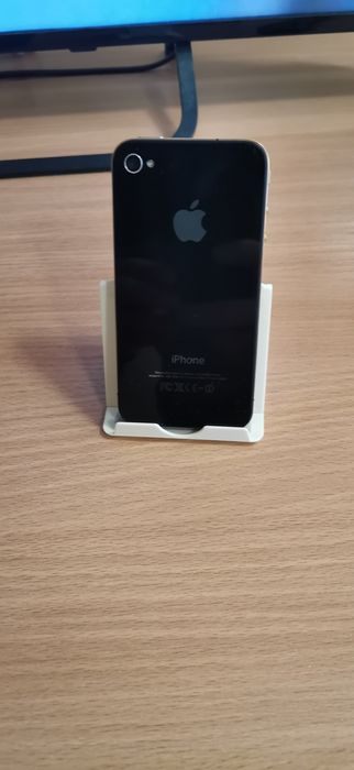 Iphone 4 цвят черен