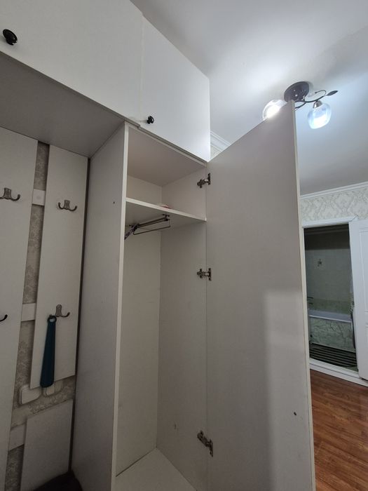 Продам прихожку б/у