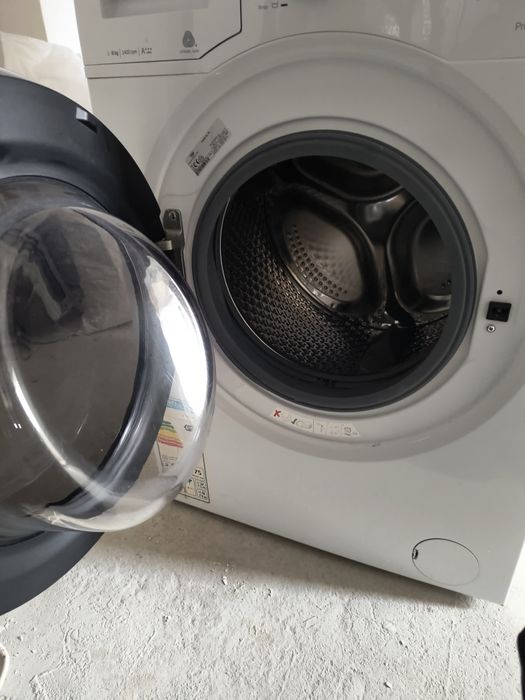 Mașină de spălat rufe