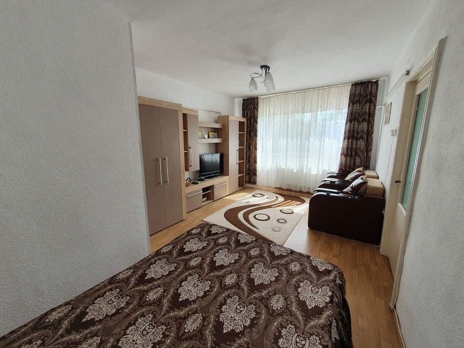 Inchiriez apartament 1 cameră