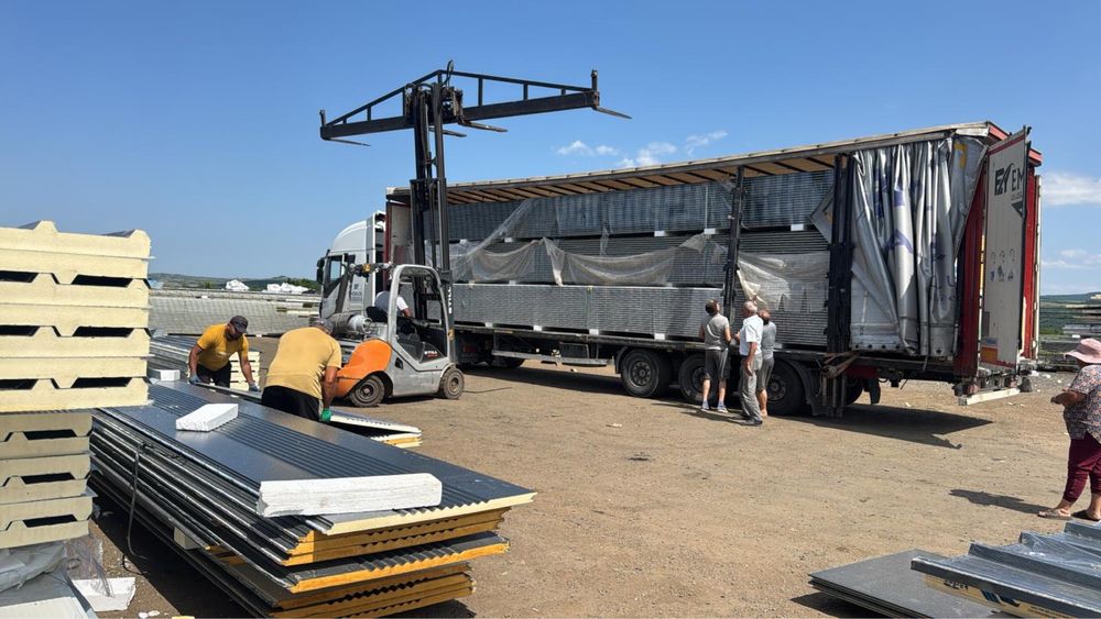 Panouri sandwich perete / acoperis STOC