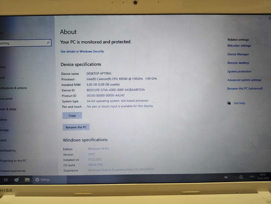 Vând laptop Toshiba Satellite C55