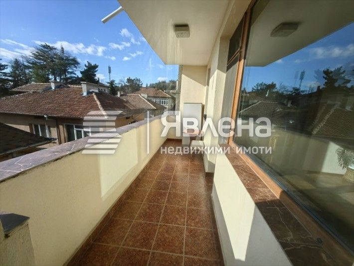 Апартамент с три спални в центъра на гр. Благоевград