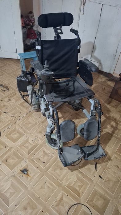 Инвалидная коляска