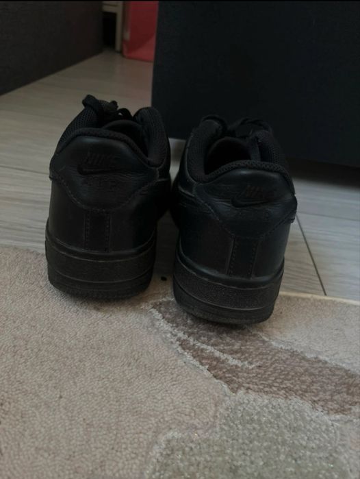 Adidasi  air force one