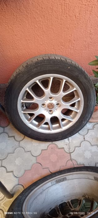 Roți complete prindere 4x100