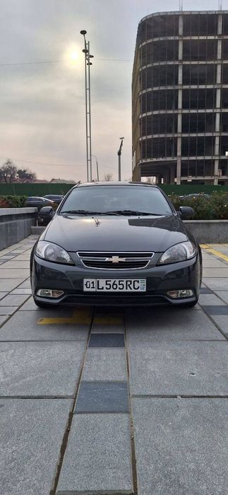 Gentra avtomat sotiladi