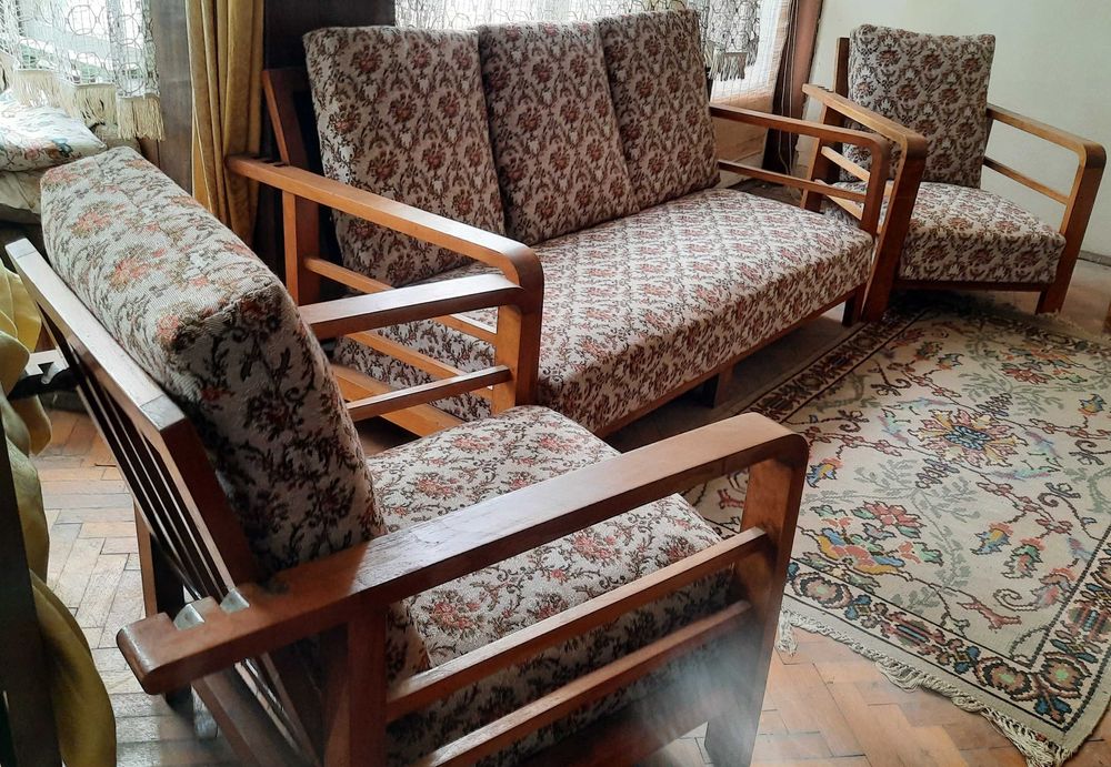 Канапе и два фотьойла комплект или поотделно