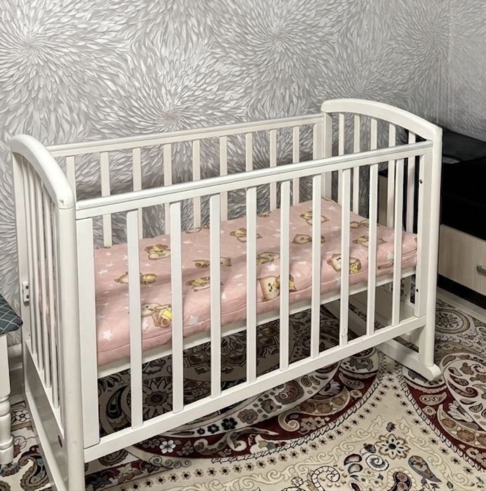 Коляска для двойни и Манеж