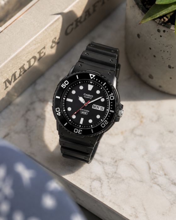 Оригинальные Casio MRW-230H-1E1 — новые, 100M