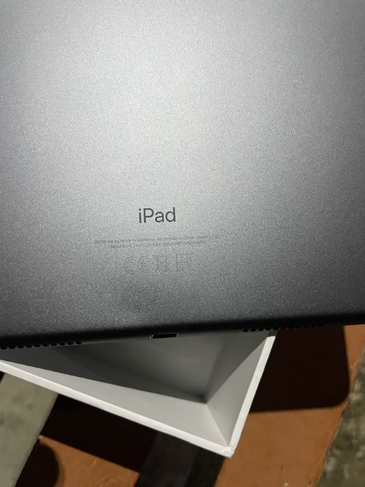 iPad air 2019 a2152 64gb