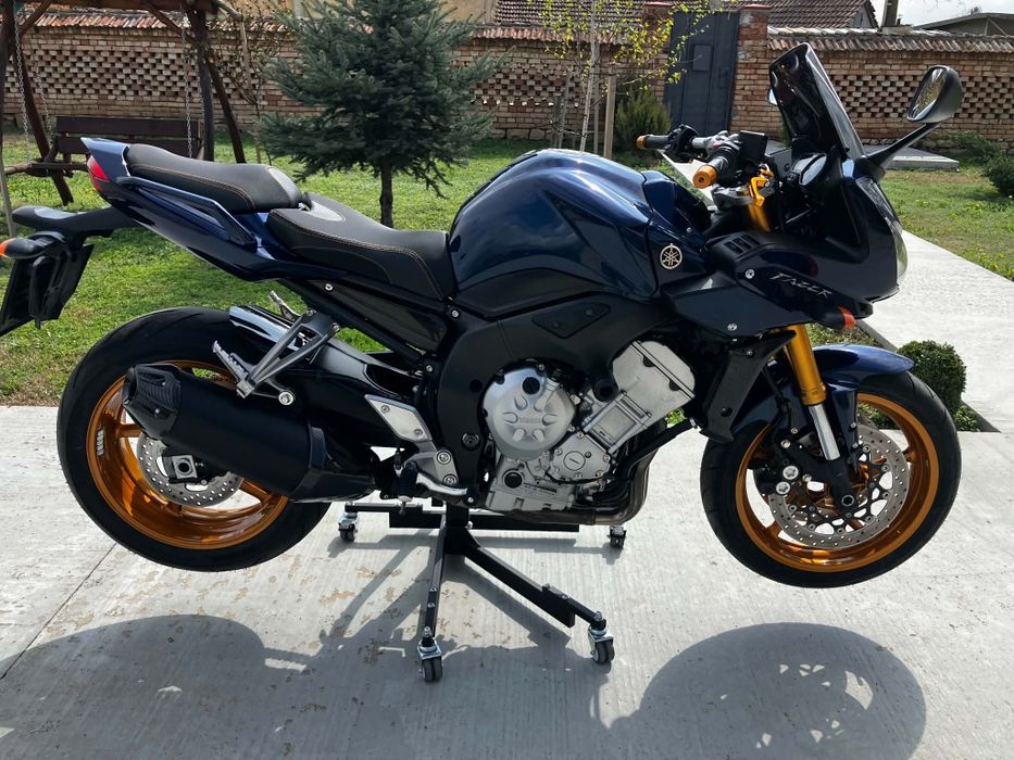 Yamaha FZ1 2006 перфектен !!!