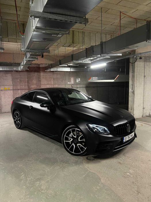 Mercedes e 53 AMG     83.000km  WDD2383611F091310