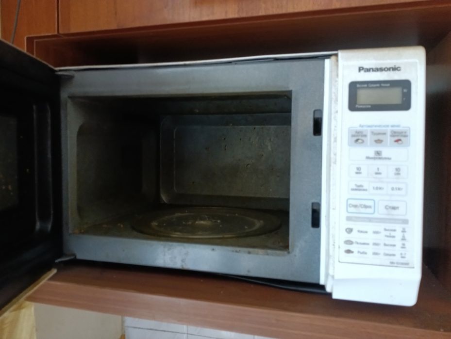 Микроволновая печь на запчасти  самовывоз