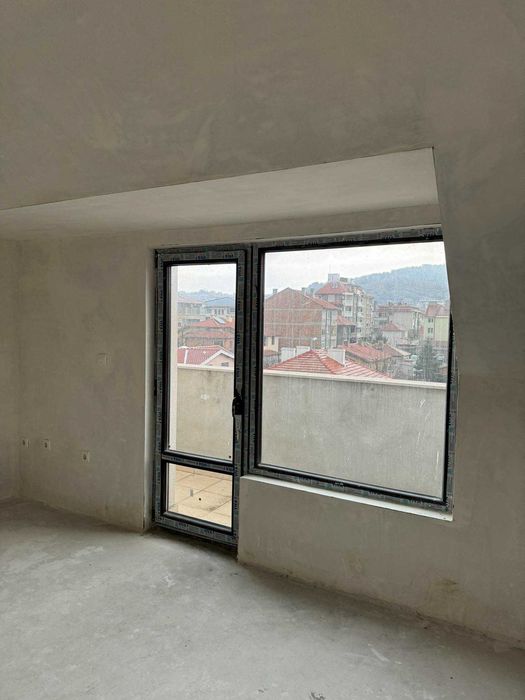 Продава се Двустаен апартамент в Айтос - 66 кв.м за 857 €/кв.м - Снимка #6