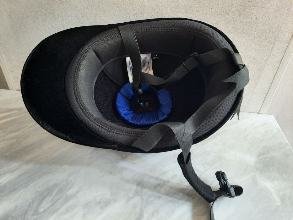 Шлем для верховой езды