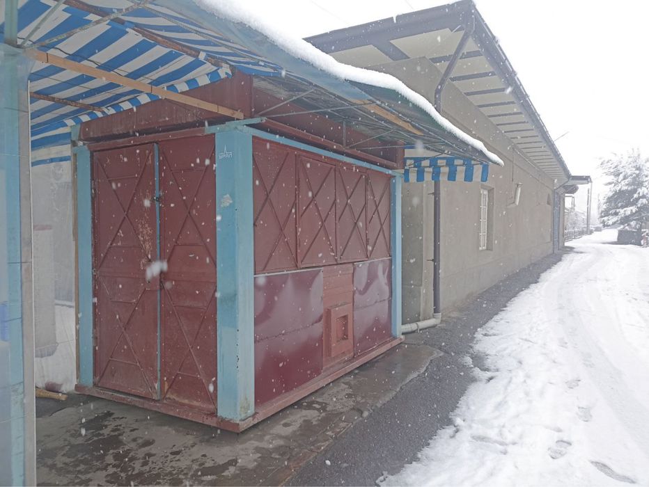 Продам железную будку