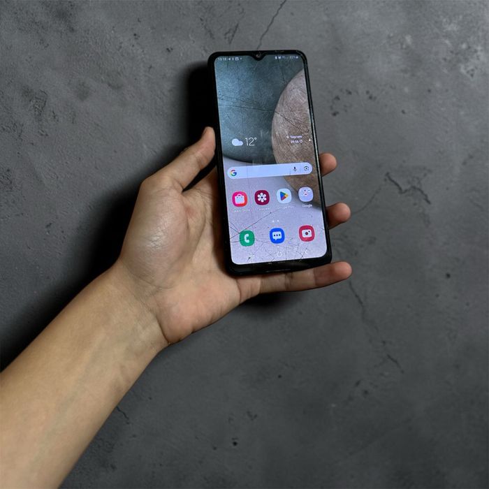 Samsung Galaxy A12