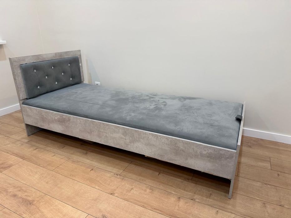 две кровати б/у