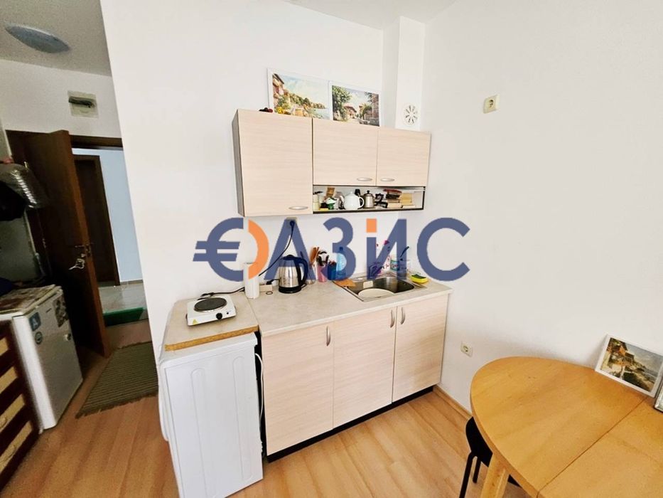 Продава се Едностаен апартамент в к.к. Слънчев бряг - 28 кв.м за 674 €/кв.м - Снимка #6