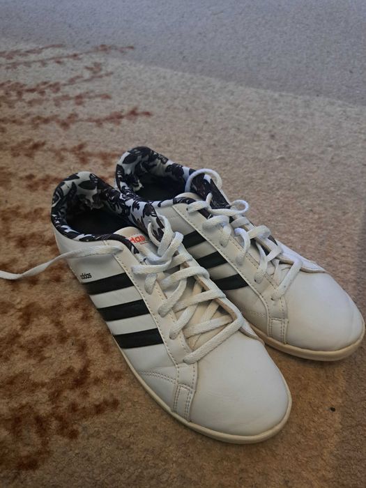 Дамски обувки addidas