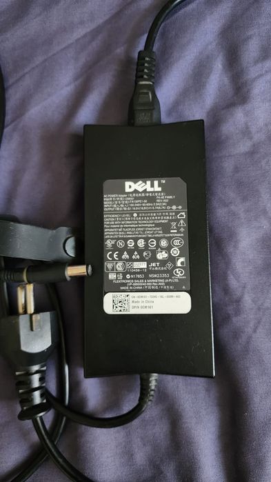 Отличный Ноутбук "DELL"