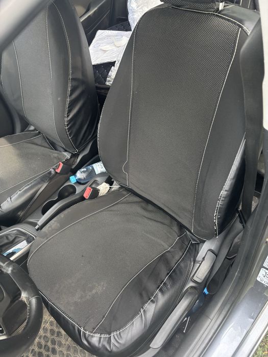 продам чехлы для авто