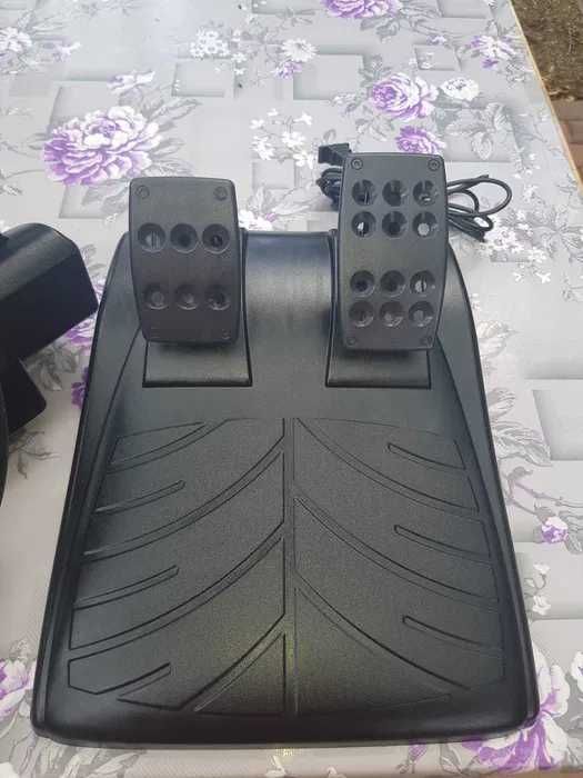 Volan si pedale Logitech Driving Force (GT) Pro ca nou