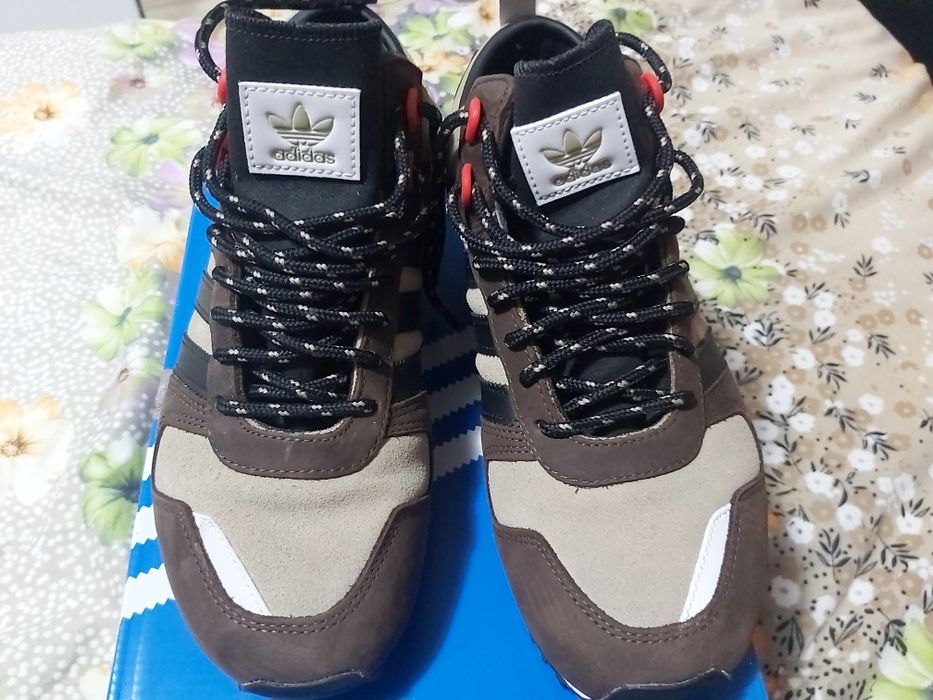Incaltaminte Adidas