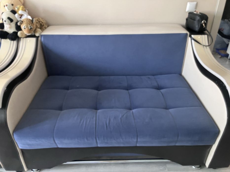 Продаю диван и двойку