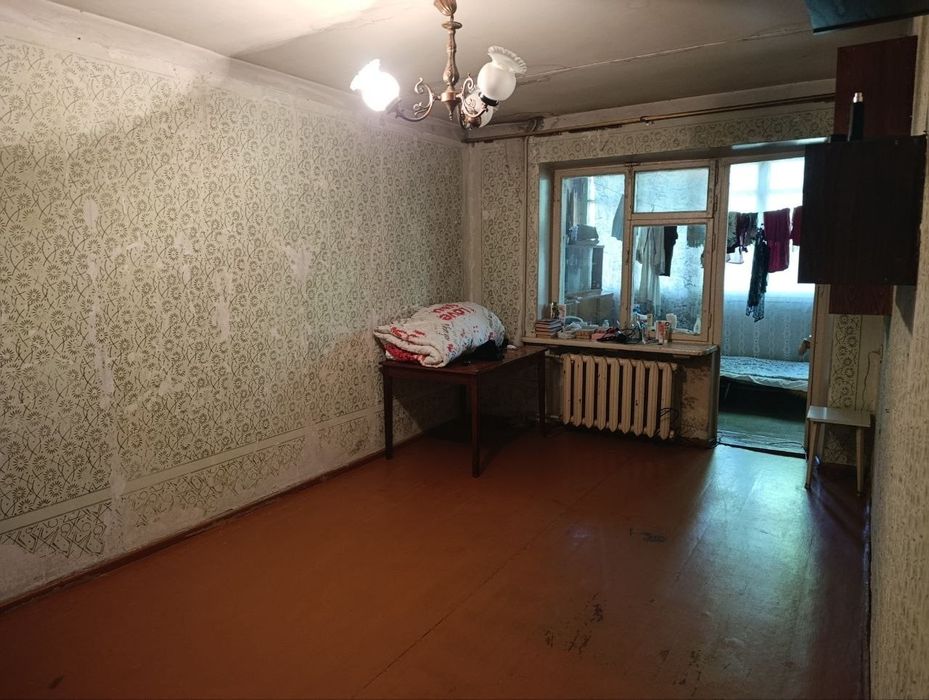 Вторичка Максим Горький 2/1/5 балкон 2х6 Кирпич 55м2