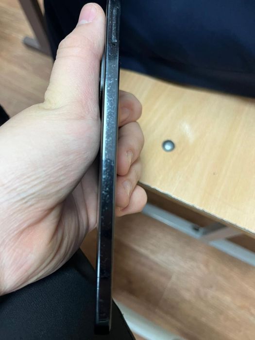 Продам телефон Honor X8B