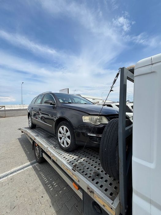 Dezmembram Volkswagen Passat B6 2.0 TDI (BKP) 4x4 4MOTION din 2007