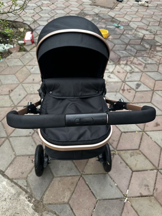 Продам детскую коляску