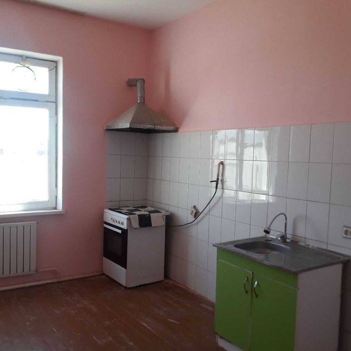 Үй сатылады Шымбай районында Бағдар Шымбай Голден парк жанында