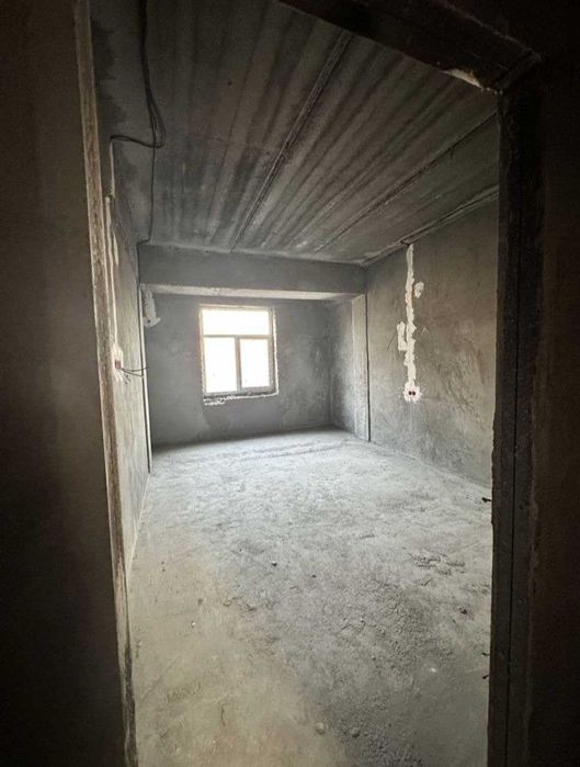 Продается 4-х Комнатная 7-Этаж/9 новостройка Пойтахт.