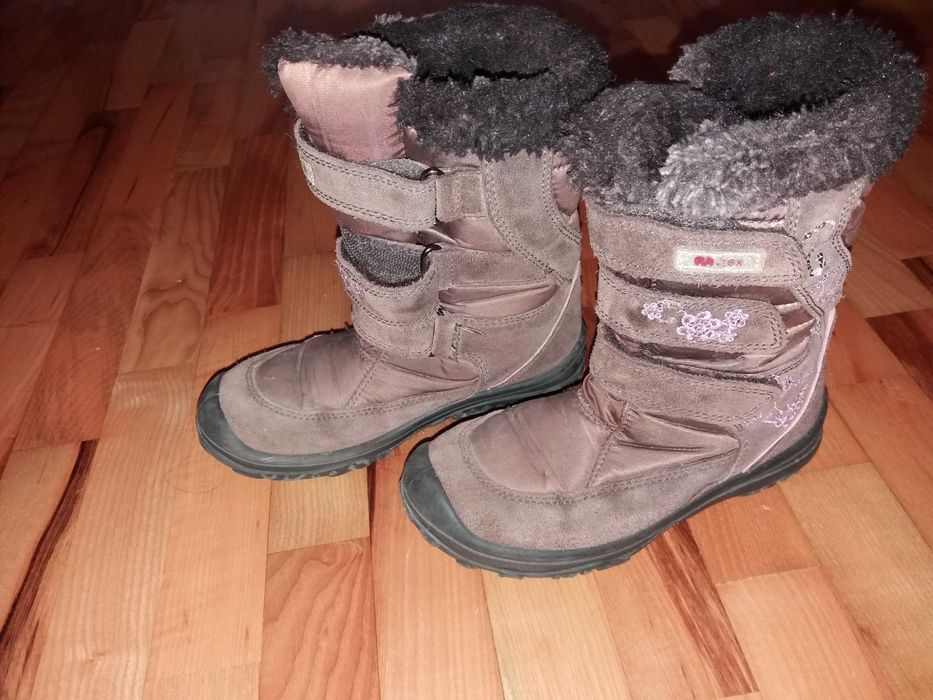 Детски Ботуши, апрески