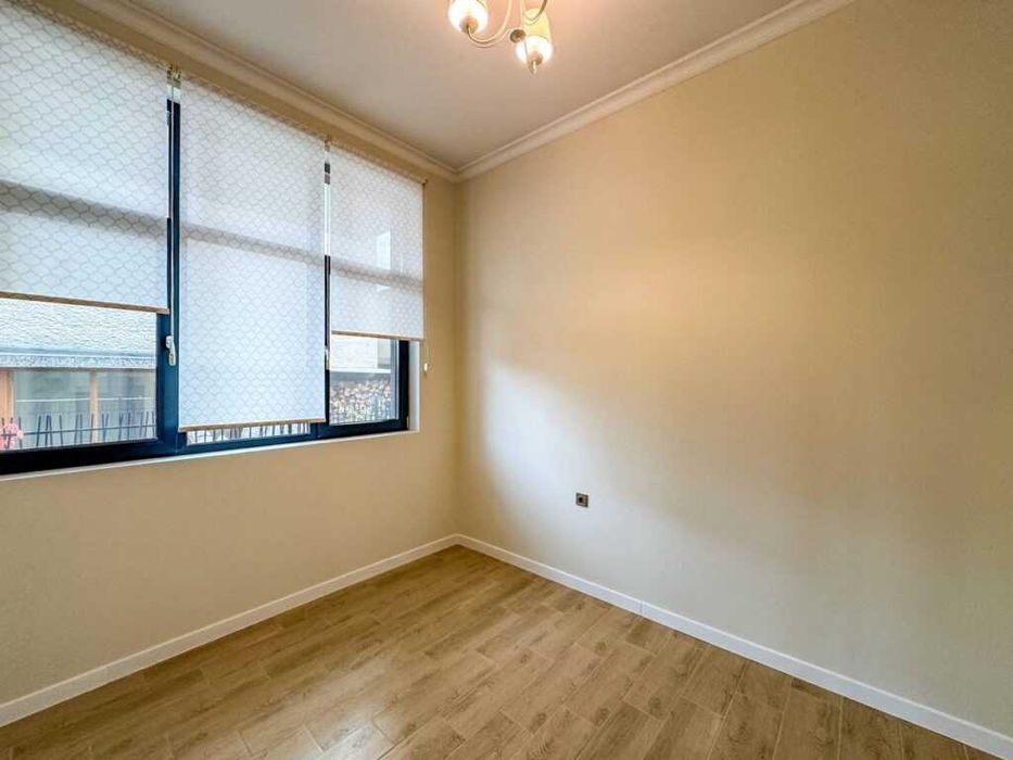 Дава се под наем Едностаен апартамент в Бургас, Сарафово - 79 кв.м за 750 € - Снимка #12