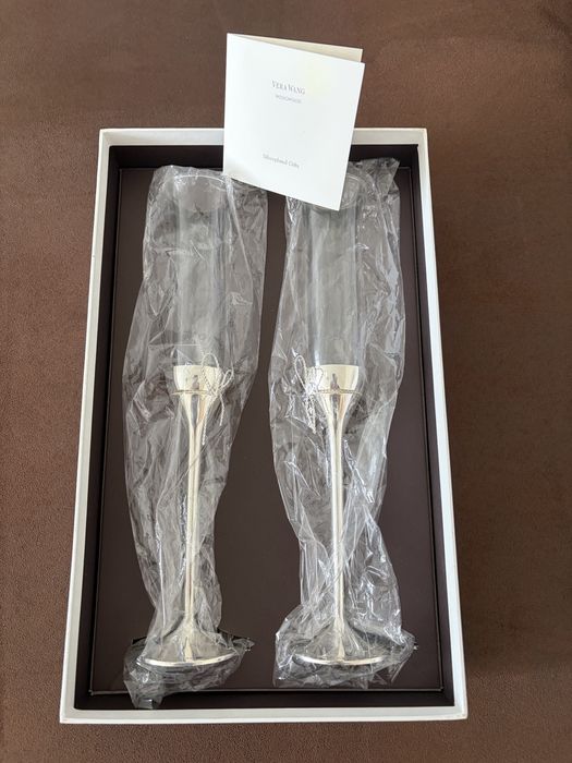Pahare designer Vera Wang, Love Knots Silver pentru nunta / ceremonie.