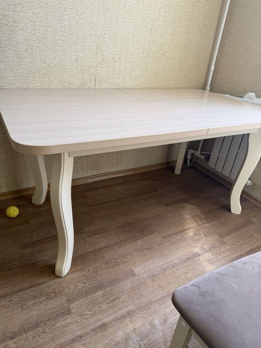 Раздвижной стол.