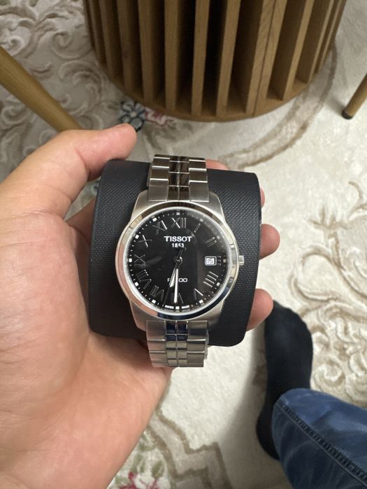 Продаю часы Tissot PR 100.