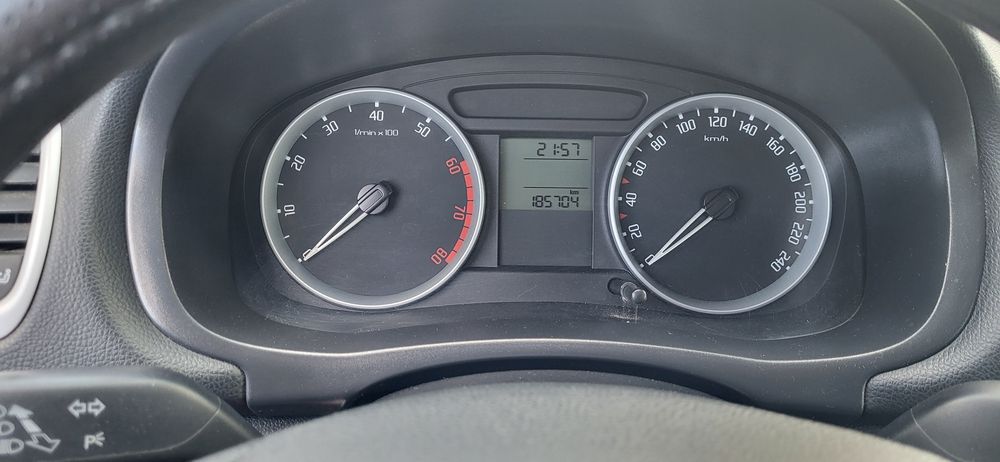 Skoda  Fabia 1.2 benzina an 2010